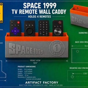 Puede incluir: Soporte de pared para mandos a distancia de TV naranja y gris con el texto "SPACE 1999" y "EAGLE 1". Capacidad para 4 mandos a distancia. Dimensiones: 24,1 cm de ancho, 10,2 cm de alto y 5,1 cm de profundidad. Fabricado en EE. UU.