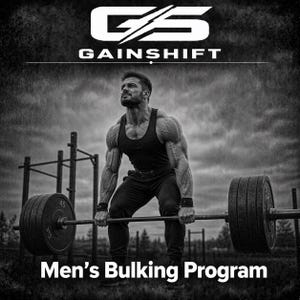 Puede incluir: Imagen en blanco y negro de una persona levantando una barra con discos de pesas. El texto "Gainshift" est&aacute; en la parte superior y "Men's Bulking Program" en la inferior. La persona lleva una camiseta sin mangas y pantalones negros.