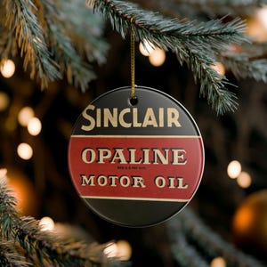 Sinclair Opaline Motor Oil Ceramic Ornament | Retro Garage Decor, Car Logo Decoration