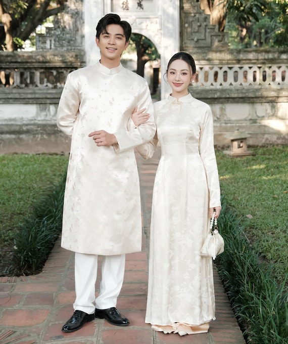 Premium Champagne Silk Ao Dai Set, Jacquard Floral Vietnamese Dress, Couple Traditional Outfit for Engagement, Off-White Asian Wedding