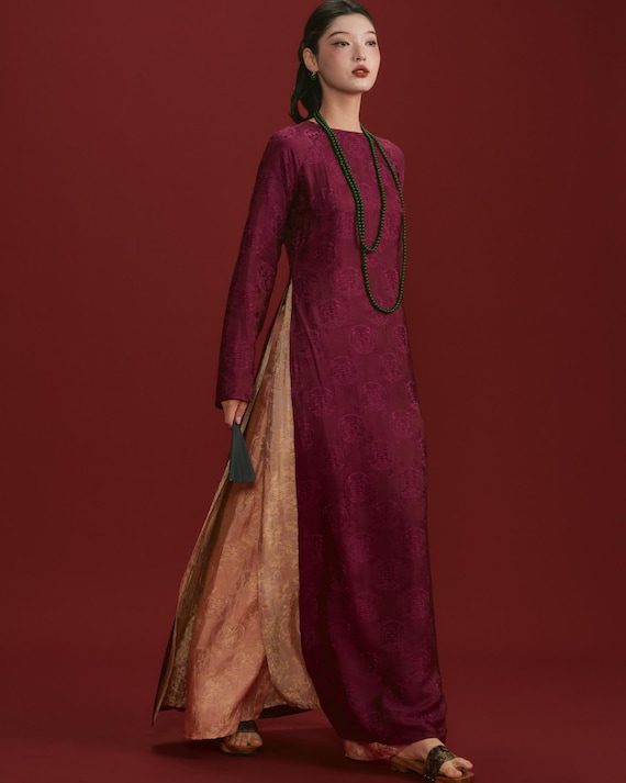 Deep Plum Jacquard Brocade Ao Dai Set – Vietnamese Silk Trousers, Heritage Tunic