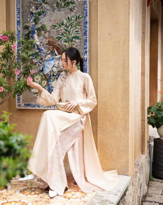 Ivory Gold Silk Ao Dai – Jacquard Tunic, Trousers, High Collar Frog Closures