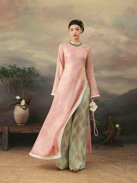 Blush Pink Floral Jacquard Silk Ao Dai with Sage Green Trousers – Vietnamese Traditional Dress