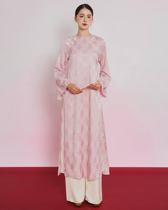 Rose Pink Brocade Ao Dai – Embossed Floral Tunic with Cream Silk Trousers