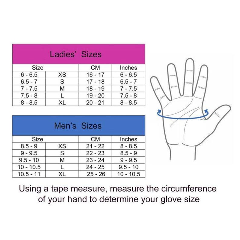 Op de afbeelding: Een witte achtergrond met een roze en blauwe tabel met handschoenmaten voor mannen en vrouwen. De tabel bevat maten in centimeters en inches, met een handdiagram.