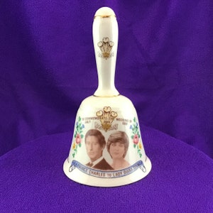 Royal Wedding Bell Charles and Diana July 29th, 1981 FLAWS