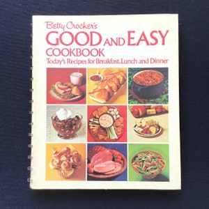Betty Crocker Good and Easy Cookbook Hardcover met rolband