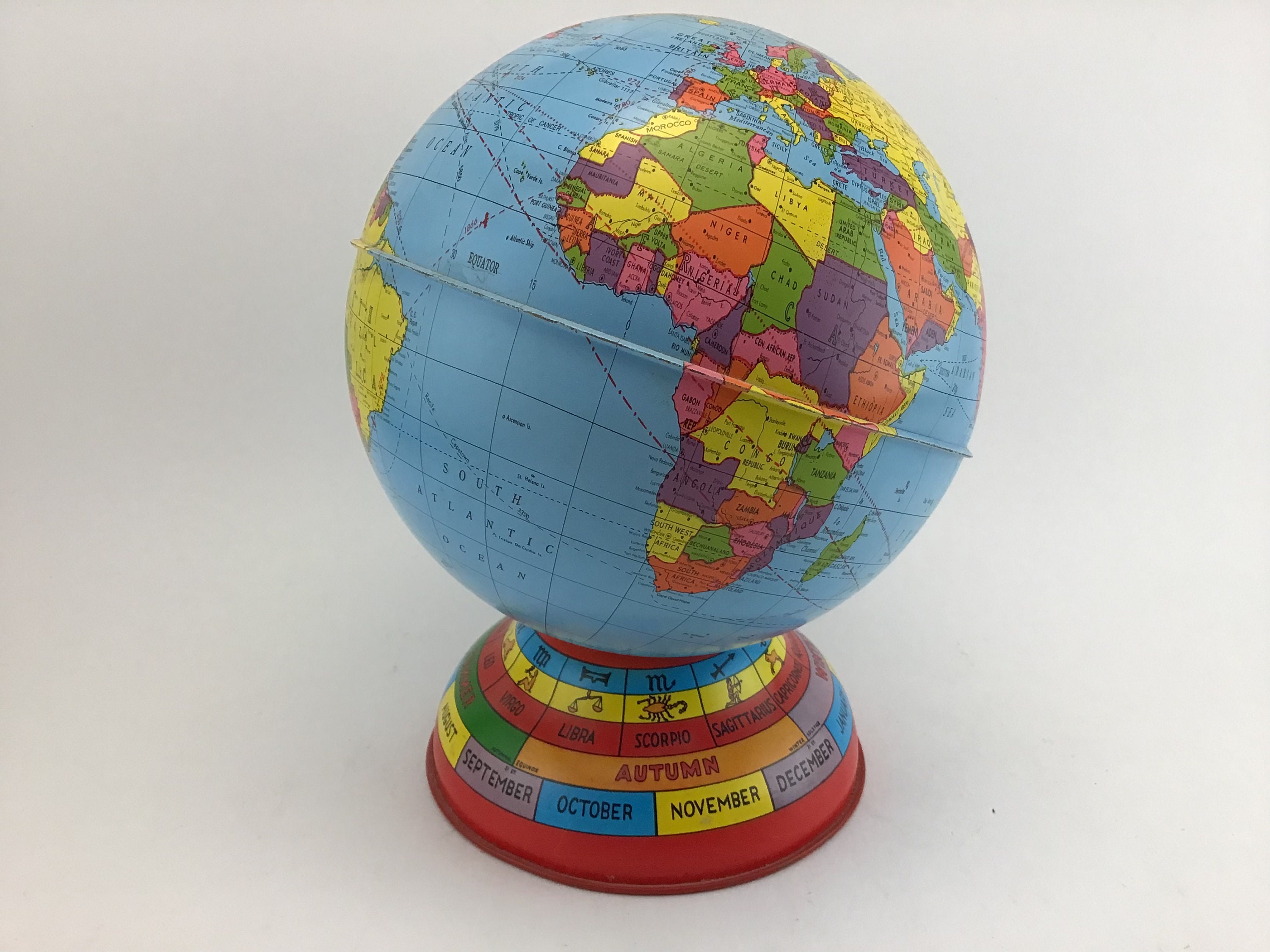 World piggy bank deals