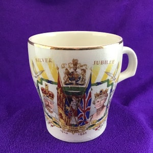 King George V and Queen Mary Silver Jubilee Cup 1910 - 1935 Made in England