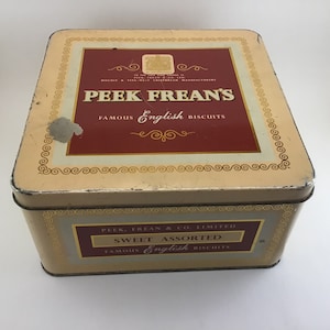 Peek Freans Biscuit Tin Sweet Assorted Famous English Biscuits FLAWS EMPTY
