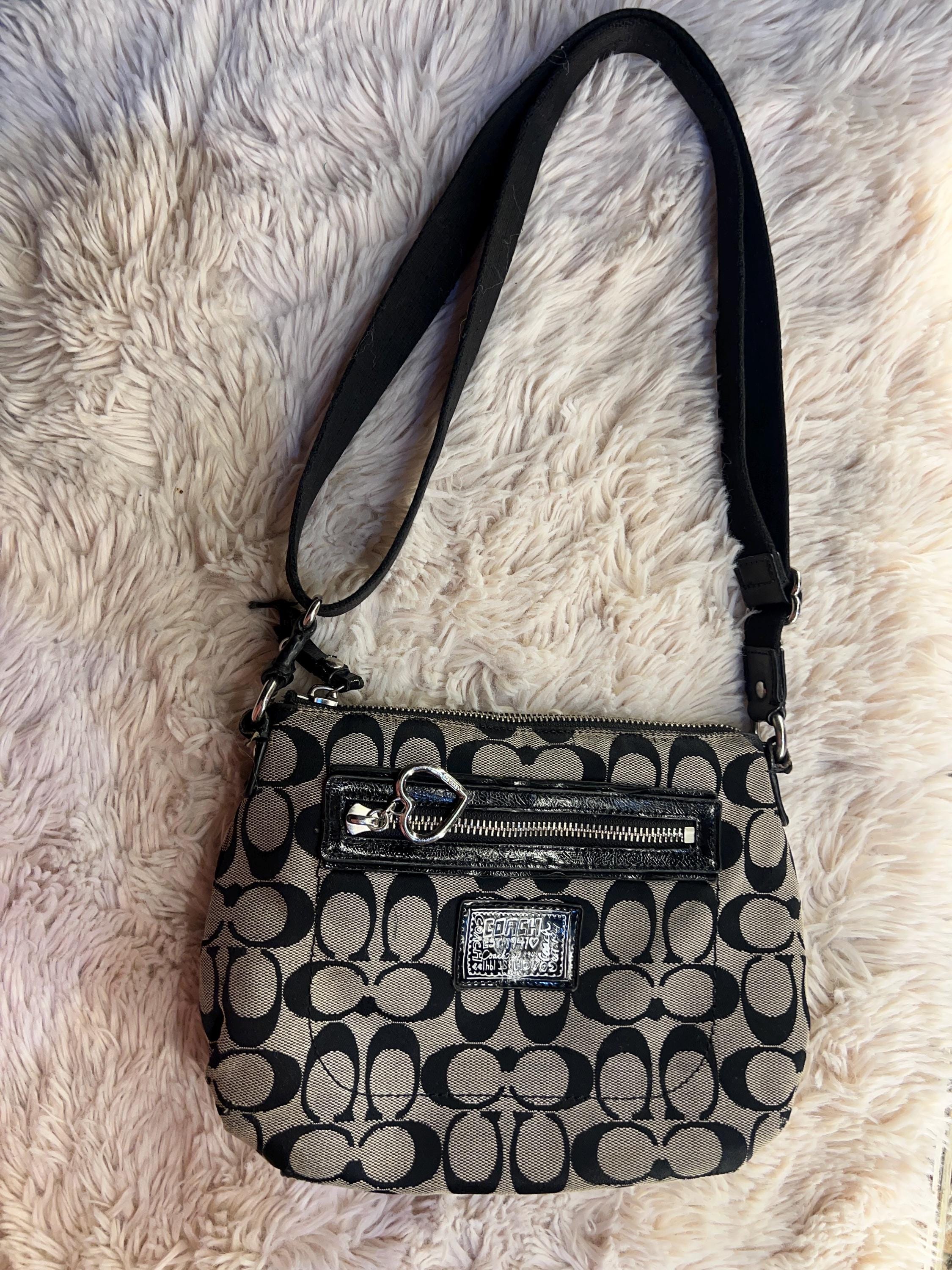 Vintage Coach Poppy Signature Sateen Groovy Shoulder Bag Khaki 