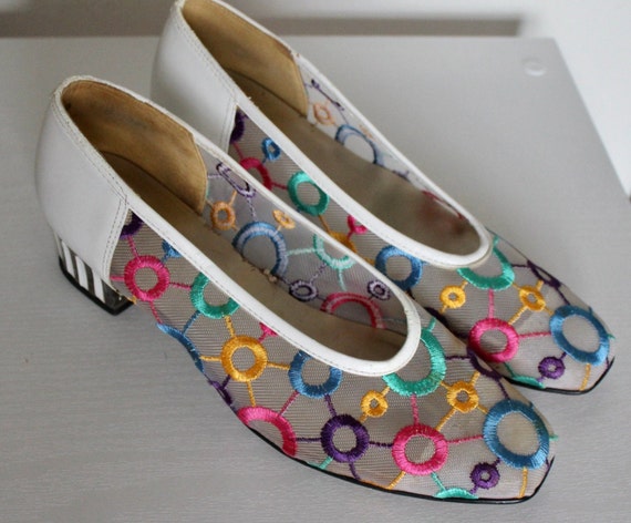 Colorful embroidered circles mesh lucite heels - image 1