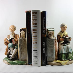 Vintage Norleans Bookends Elderly Couple Reading By A Book Case