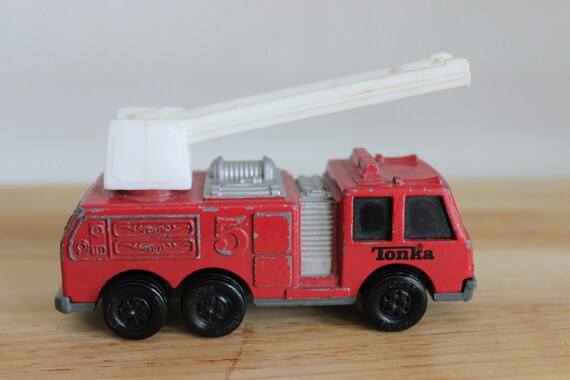 metal fire truck toy tonka