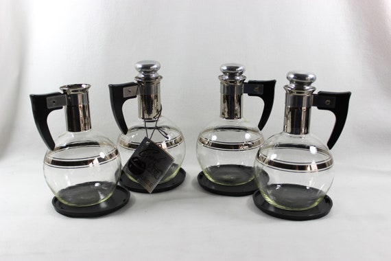 Inland Glass Large Carafe and IN BOX set of 4 Carafettes with