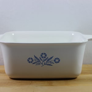 Corning Ware Cornflower Blue P-4-B 1.5 Quart Baking Dish