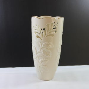 Lenox Westbury Collection Pierced 6 Inch Vase