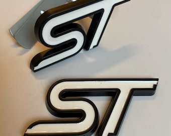 Ford ST weiß-schwarzes vorderes und hinteres Abzeichen
