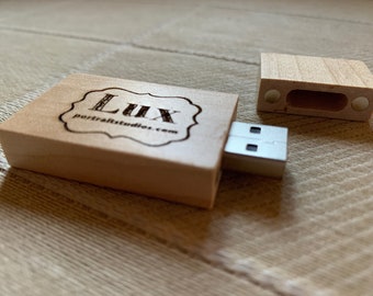 Wooden flash drives with customized engraving, 20 count, 4GB
