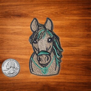 Broderad hästlapp | Strykbar cowboy western-applikation (6-8 cm)