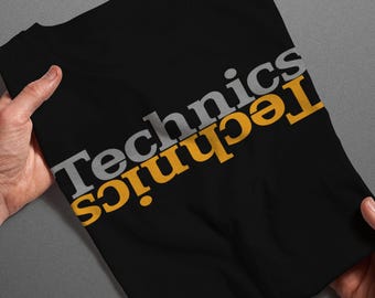2000年代のヴィンテージテクニクスエイリアンTシャツサイズL、Mサイズ