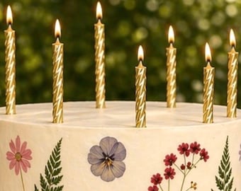 Velas de cumpleaños doradas en espiral, retorcidas, metálicas, doradas, para celebraciones y fiestas. Elegante adorno para eventos de aniversario de bodas e hitos.