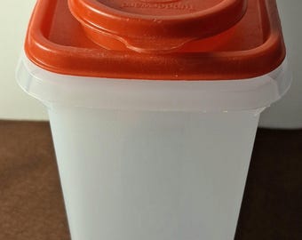 Vintage Tupperware 2 Qt Pantry Container w/ Pour Spout Lid – Mexico Storage Organizer
