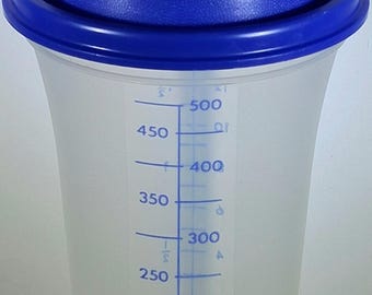 Vintage Tupperware Quick Shake Container: Cobalt Blue 16 oz Blender Bottle