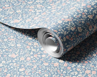 Papel de parede floral delicado - Estampa de flores pequenas em azul e rosa, autoadesivo ou tradicional.