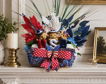 Patriotic USA Bears Centerpiece