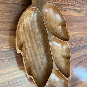 Bandeja de servir de madera de Monkey Pod de estilo vintage