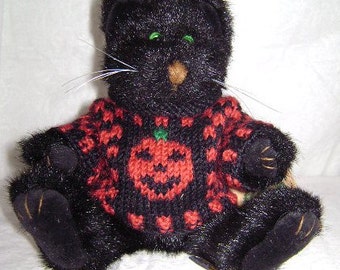 Boyd’s Inky Catterwall Plush Cat