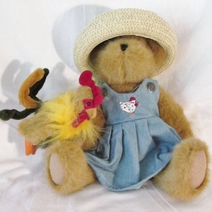 Boyd’s Miss Lou Bean Bag Bear with Gilbert Chicken