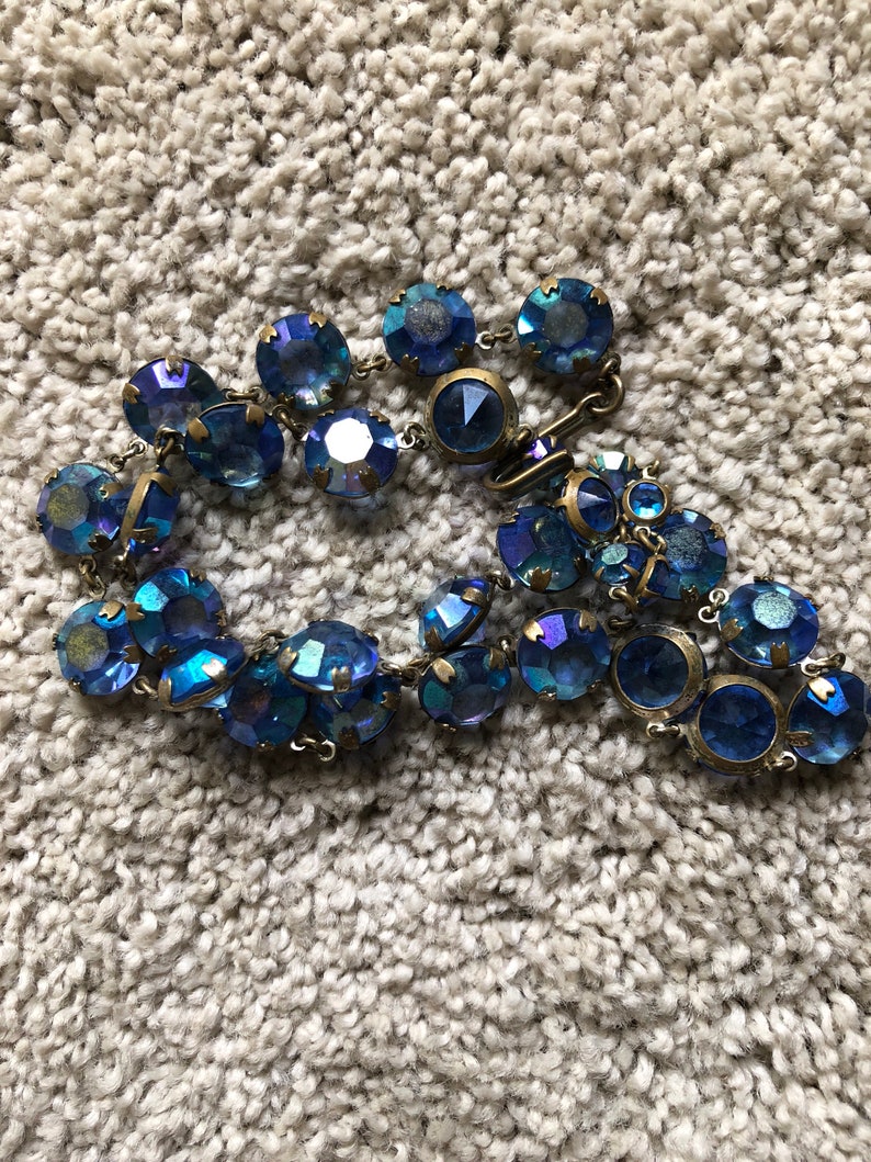 Vintage 1950/'s Blue AB Prong Set Crystal Necklace