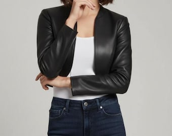 Handgemaakte zwarte leren cropped bolero - leren bikerjack - echt leren cropped bolero damesjack.