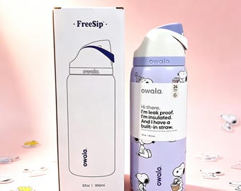 Owala Snoopy FreeSip Borraccia termica isolante da 710 ml (24 oz) o 940 ml (32 oz), bicchiere in acciaio inossidabile, tazza a prova di perdite, simpatico regalo per i fan dei Peanuts, regalo per lei/lui