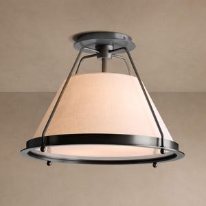 Lámpara de techo semiempotrada de estilo granja moderna, luminaria industrial con pantalla cilíndrica de lino, marco de metal oscuro para entrada y pasillo.