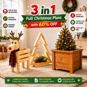 Op de afbeelding: Een digitale advertentie voor 3-in-1 kerstbouwplannen met een houten rendierplantenbak met een rood-zwarte sjaal, een driehoekig houten boomframe met kerstverlichting en dennenappels, en een kleine versierde kerstboom in een houten kist.