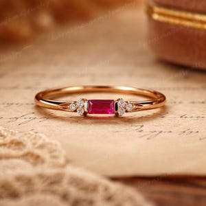 Anillo de rubí con entrega DDP (impuestos pagados) para EE. UU., plata de ley 925, anillo con piedra preciosa roja, joyería delicada apilable, regalo para ella.