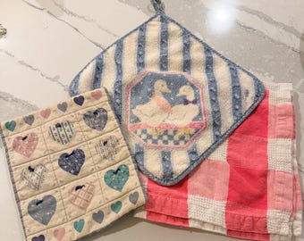 Vintage Goose Towel with Hanging Loop | Goose Decor | Cottagecore | Grandma Style