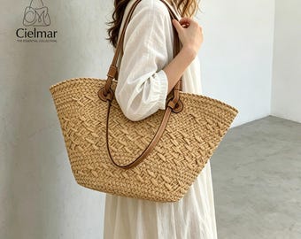 Französischer Korb: Handgefertigte Stroh Schultertasche mit Leder Akzenten Gewebte Tragetasche Naturfaser Sommergeschenk für Sie
