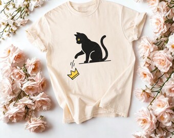 No Kings USA Tee, Anti Monarchy Political T-Shirt, Funny Protest Cat Graphic Tee, Cat Lover Gift, Resist Movement Shirt, Vintage Style Tee