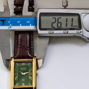 Vintage Seiko Slim Tank Quartz Watch – Green Roman Dial – Refurbished – Unisex Classic Dress Watch image 5