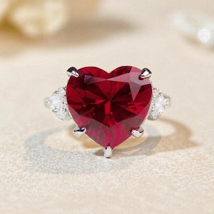 Pigeon Blood Red Heart Ring 925 Silver, Luxurious Crown Ruby Alternative Engagement Ring, Romantic Coquette Statement Promise Ring, Gift
