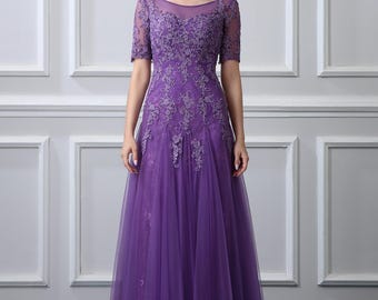 Elegant Purple Lace Evening Gown with Short Sleeves - A-Line Long Formal Dress