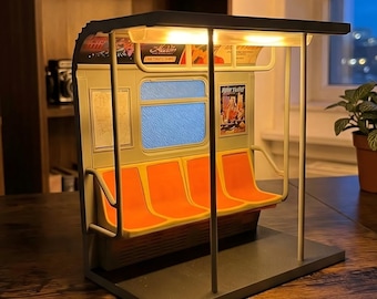 Personalisierte NYC U-Bahn Zuglampe - Miniatur 3D gedruckte Bürodekoration, MTA Übergang Geschenk
