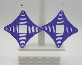 Orecchini a stella geometrici "Stellar" stampati in 3D | Gioielli grafici in PLA ultraleggero | Design a linee cubiche