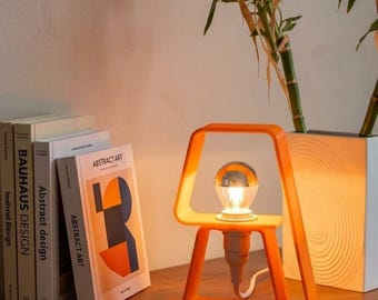 Lampada da tavolo di design Pop Orange – Illuminazione d'ambiente retrò, vintage e moderna – Lampada da comodino originale stampata in 3D