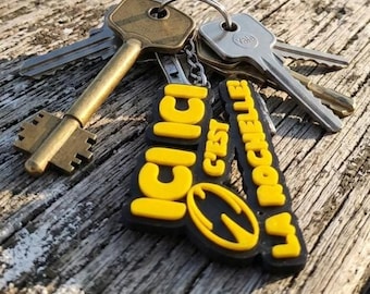 Porte-clés "Ici Ici C'est La Rochelle" impression 3D – Cadeau Supporteur Rugby Jaune et Noir – Accessoire Stade Rochelais
