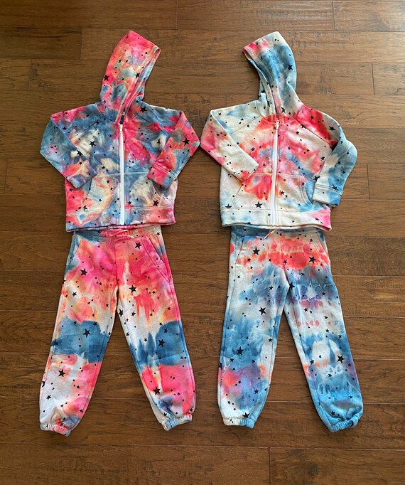 matching sweatshirt tie dye
